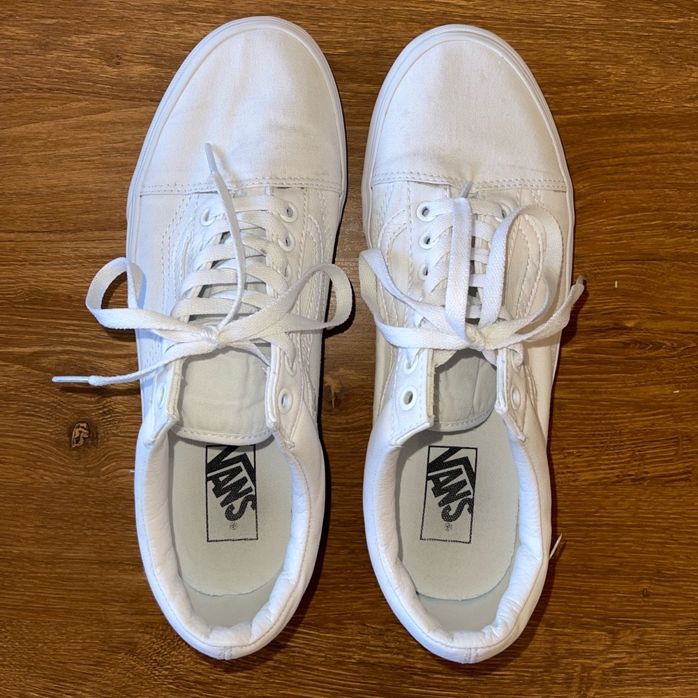 Men’s White Old Skool Vans